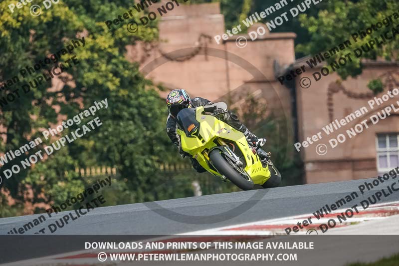 anglesey;brands hatch;cadwell park;croft;donington park;enduro digital images;event digital images;eventdigitalimages;mallory;no limits;oulton park;peter wileman photography;racing digital images;silverstone;snetterton;trackday digital images;trackday photos;vmcc banbury run;welsh 2 day enduro